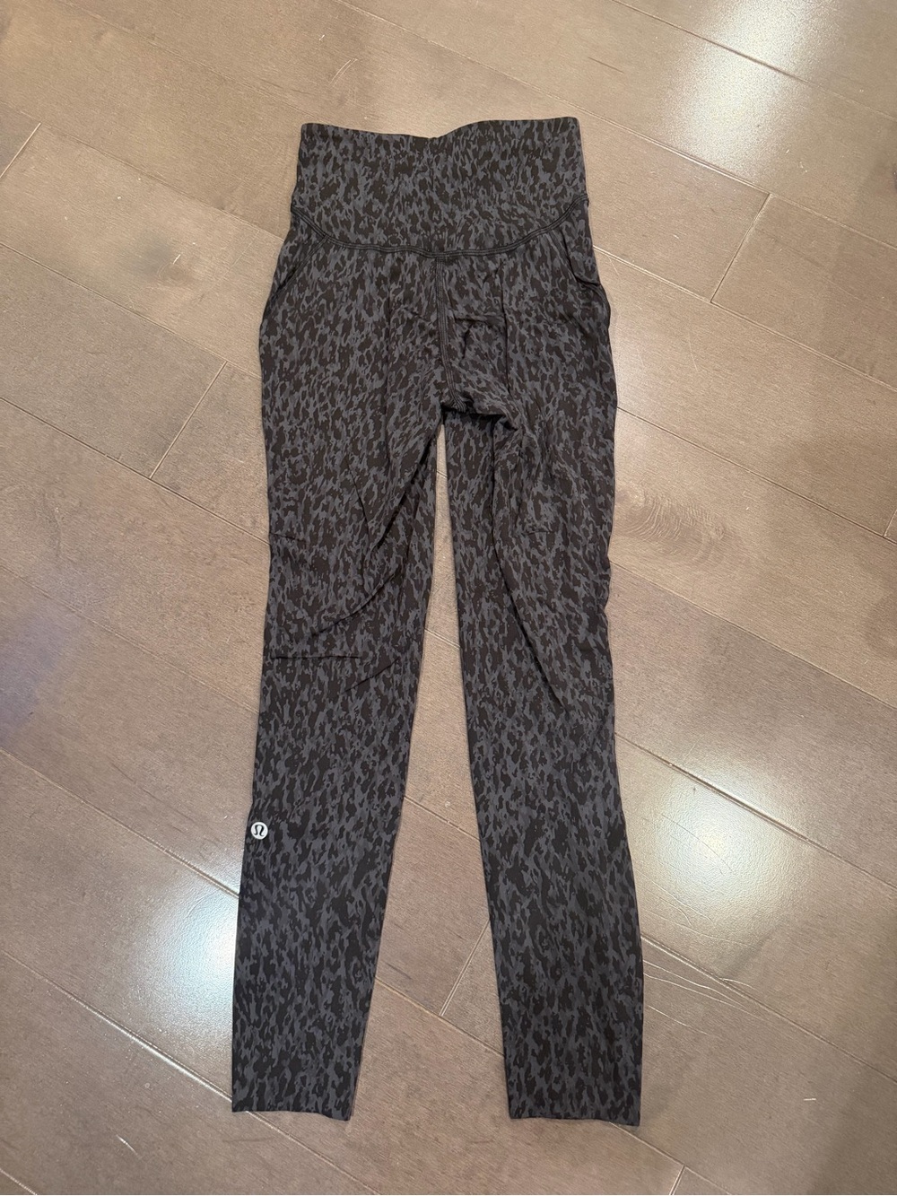 lululemon athletica Black/Charcoal Animal Print High-Rise Leggings size 2
